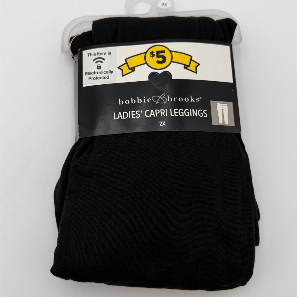 3 for $12 🔥 Bobbie Brooks Black Capri Leggings 2X